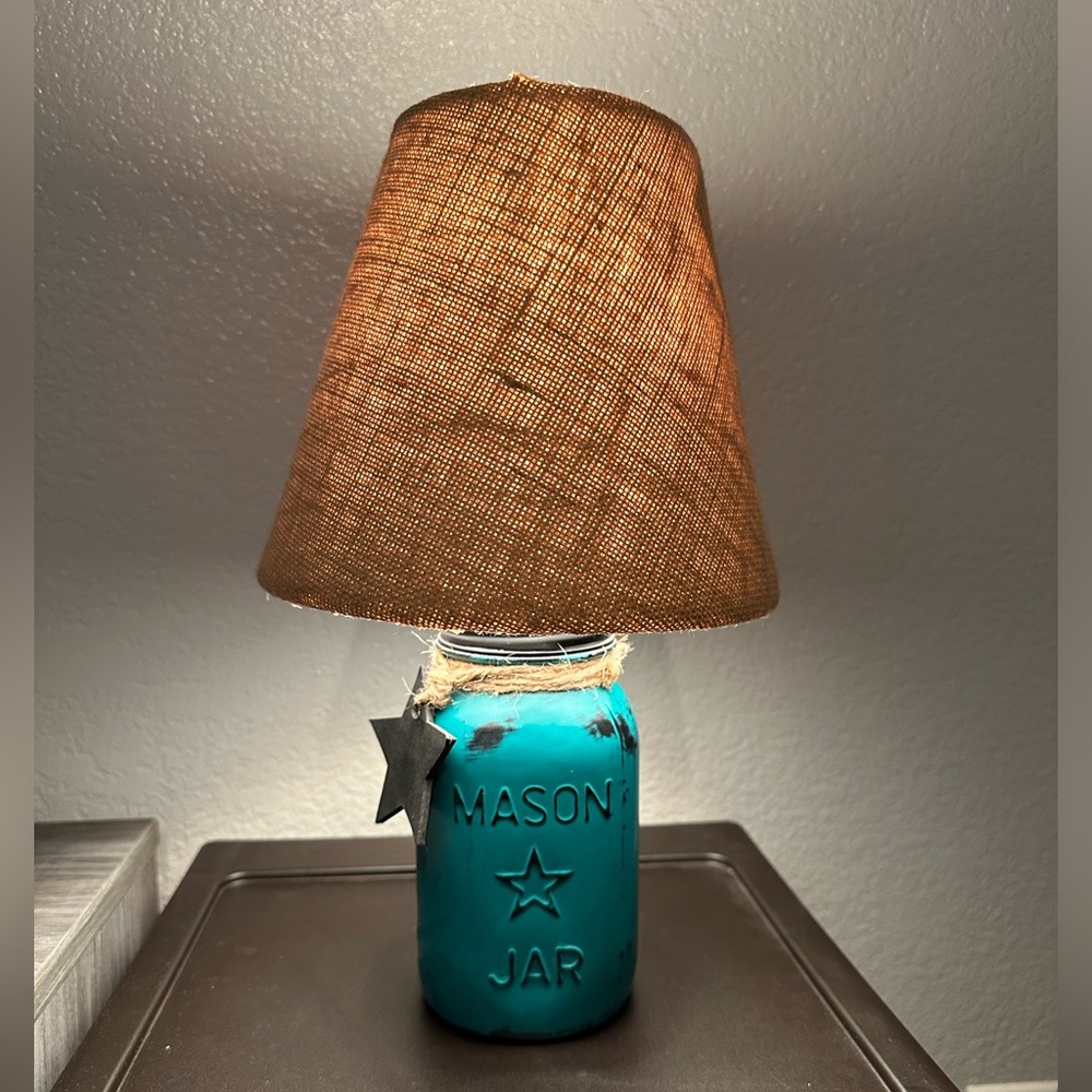 Mason Jar Lamp